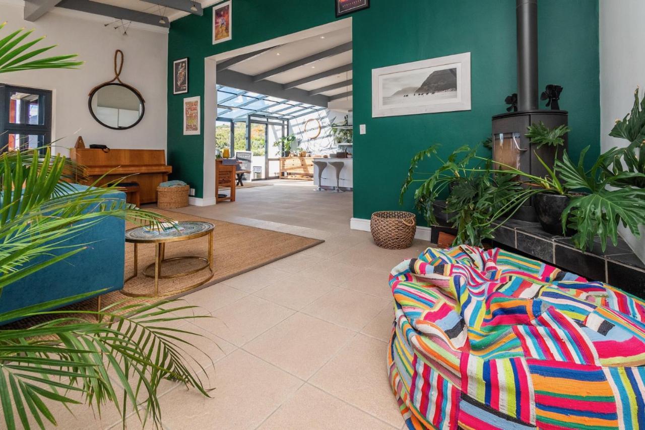 Hout & About Guest House Hout Bay Exterior foto