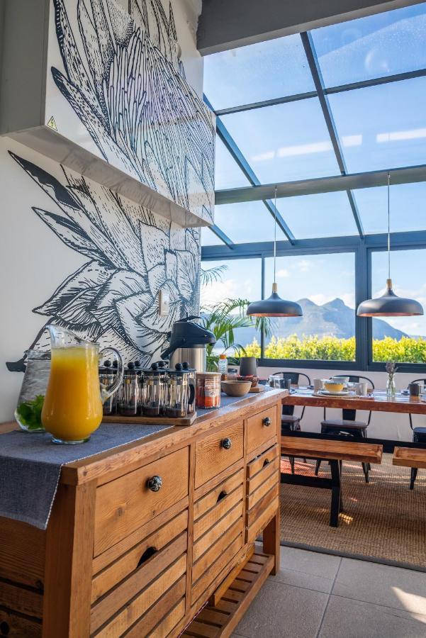 Hout & About Guest House Hout Bay Exterior foto