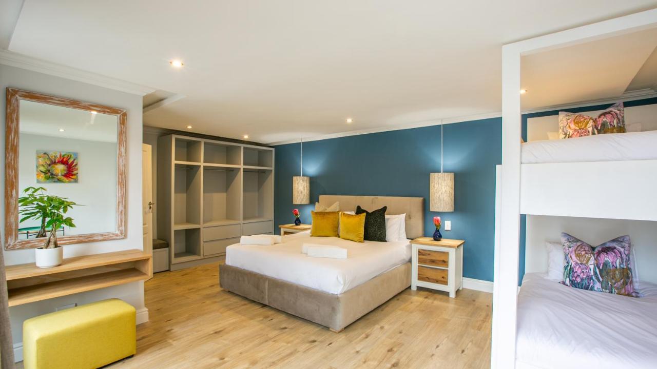 Hout & About Guest House Hout Bay Exterior foto